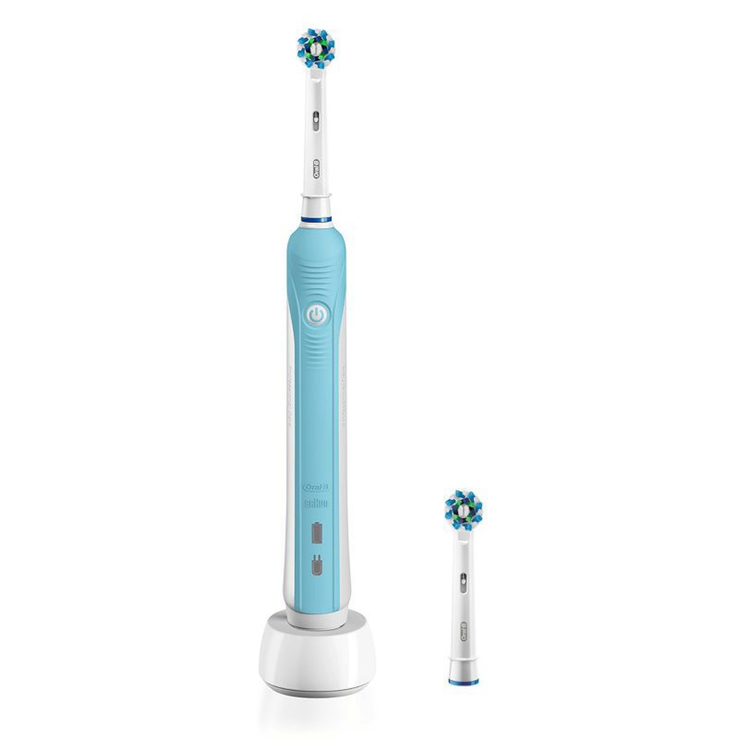 Зубная щетка электрическая Oral-B Pro 570 Cross Action голубой фото